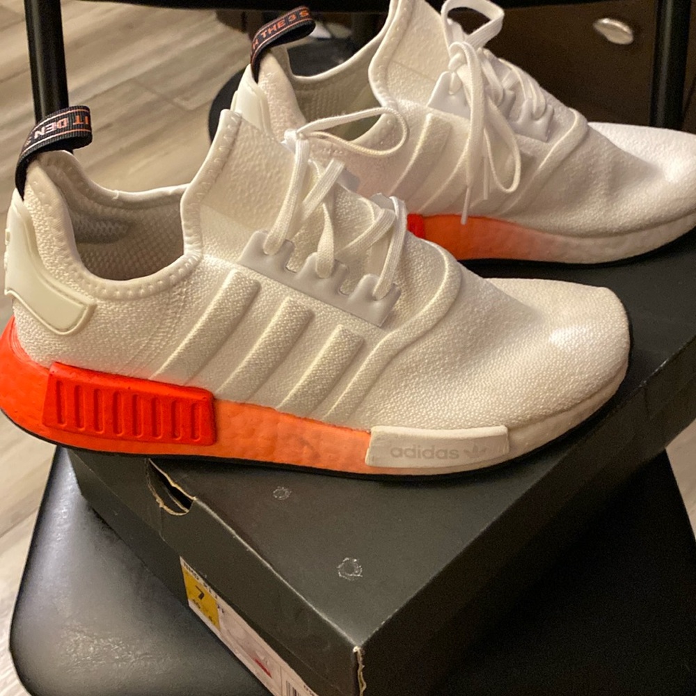 Kids Youth size ladies size 7 ADIDAS.